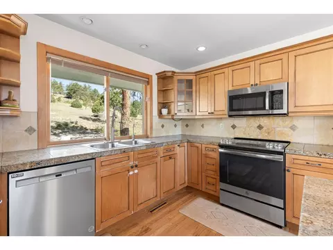 Kitchen - 8563 Middle Fork Rd, Boulder, CO 80302 photo 4 of 4