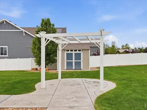 Exterior - 5487 Chantry Dr, Windsor, CO 80550 photo 7 of 8