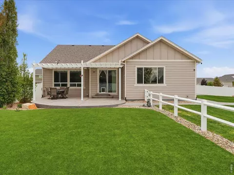 Exterior - 5487 Chantry Dr, Windsor, CO 80550 photo 4 of 8