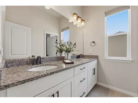 Bath - 5487 Chantry Dr, Windsor, CO 80550 photo 5 of 5