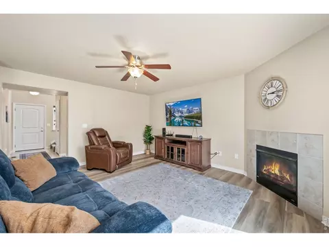 Living - 5628 Bexley Dr, Windsor, CO 80550 photo 2 of 4