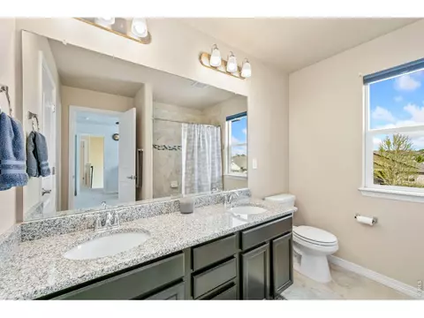 Bath - 5628 Bexley Dr, Windsor, CO 80550 photo 4 of 4