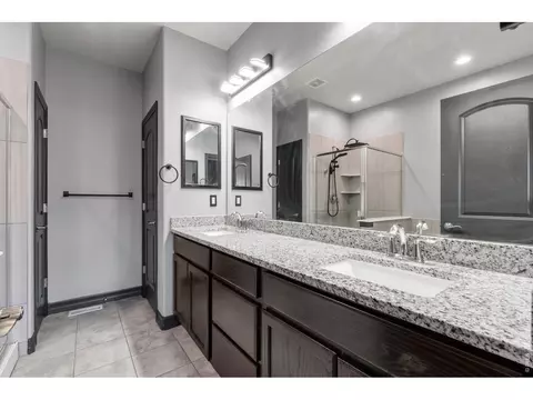56431 E 24th Ave, Strasburg, CO 80136 photo 20
