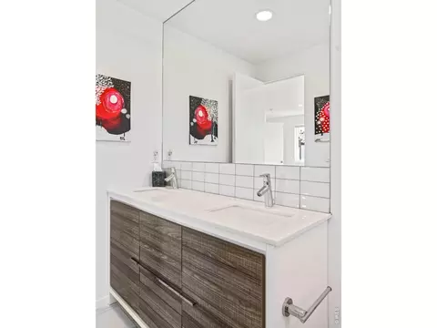 Bath - 2920 Lafayette Dr, Boulder, CO 80305 photo 3 of 7