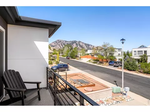 Exterior - 2920 Lafayette Dr, Boulder, CO 80305 photo 4 of 8