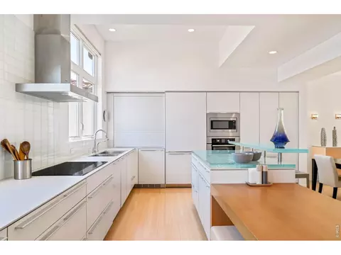 Kitchen - 2920 Lafayette Dr, Boulder, CO 80305 photo 5 of 5