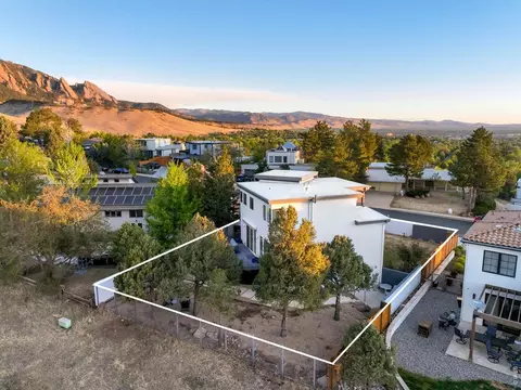 View/Area - 2920 Lafayette Dr, Boulder, CO 80305 photo 3 of 6