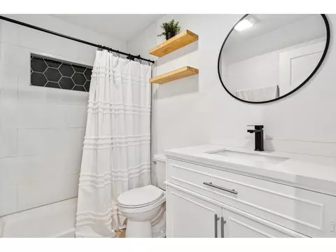 Bath - 1649 Northcroft Dr, Windsor, CO 80550 photo 6 of 6