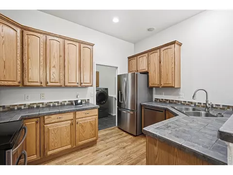 3910 E 127th Ave, Thornton, CO 80241 photo 14