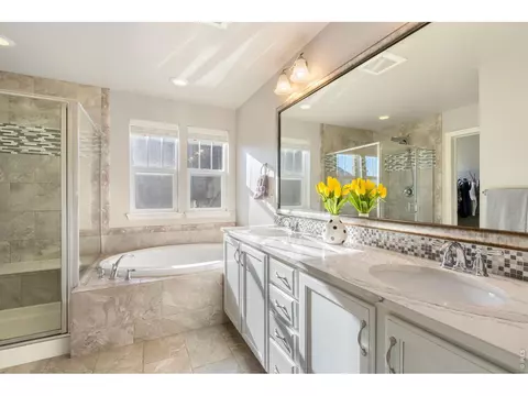 Bath - 352 Baja Dr, Windsor, CO 80550 photo 2 of 8