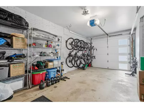 Exterior - 2910 19th St, Boulder, CO 80304 photo 4 of 8