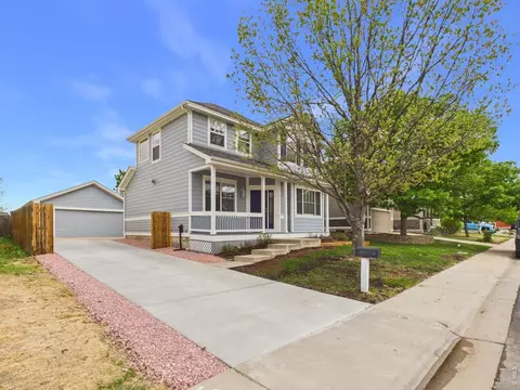 5242 Mount Arapaho Cir, Longmont, CO 80504