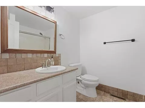 Bath - 981 Nantucket St, Windsor, CO 80550 photo 2 of 2
