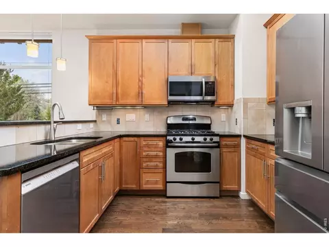 Kitchen - 4194 Longview Ln, Boulder, CO 80301 photo 1 of 3