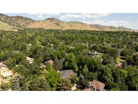 View/Area - 1127 Juniper Ave, Boulder, CO 80304 photo 2 of 7