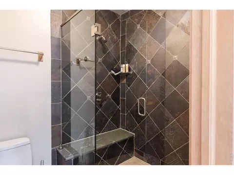 Bath - 1127 Juniper Ave, Boulder, CO 80304 photo 3 of 5