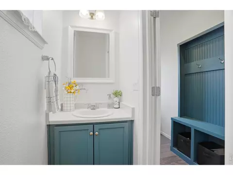 Bath - 10101 Bradbury St, Firestone, CO 80504 photo 1 of 5