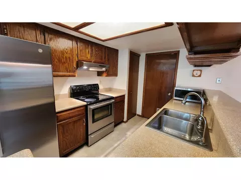 Kitchen - 6239 Willow Ln, Boulder, CO 80301 photo 3 of 3