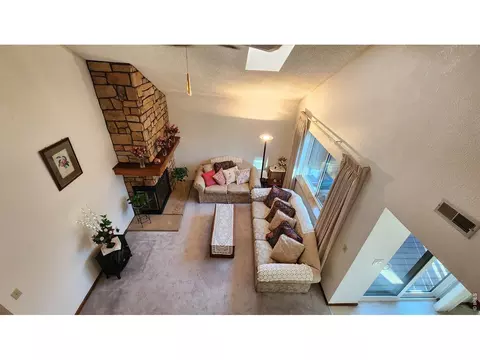 Living - 6239 Willow Ln, Boulder, CO 80301 photo 2 of 2