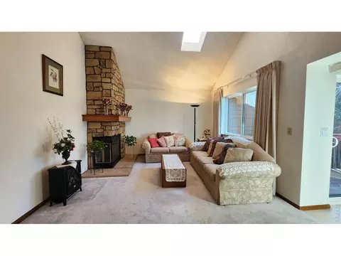 Living - 6239 Willow Ln, Boulder, CO 80301 photo 1 of 2