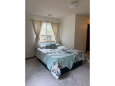 Bedroom - 6239 Willow Ln, Boulder, CO 80301 photo 2 of 3