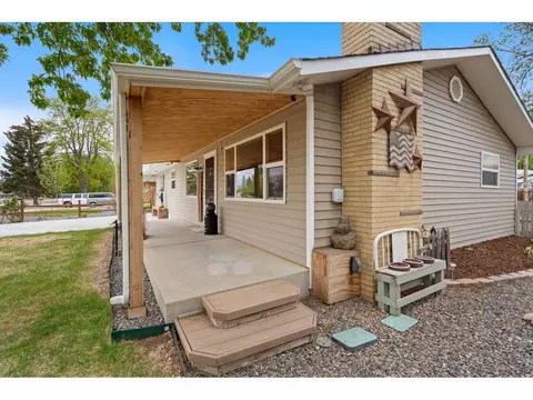 Exterior - 1225 N 4th St, Berthoud, CO 80513 photo 7 of 22