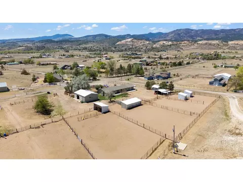 6701 Orchard Dr, Loveland, CO 80538