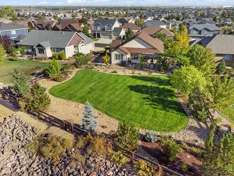 View/Area - 2047 Bayfront Dr, Windsor, CO 80550 photo 2 of 8