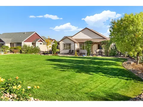 Exterior - 2047 Bayfront Dr, Windsor, CO 80550 photo 8 of 8
