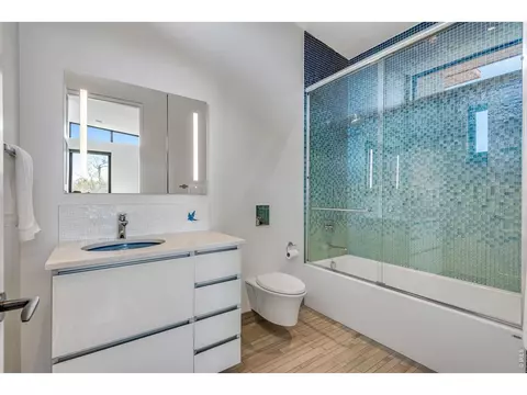 Bath - 3633 Broadway St, Boulder, CO 80304 photo 5 of 5