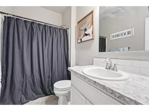 Bath - 1111 Johnson St, Wiggins, CO 80654 photo 1 of 3