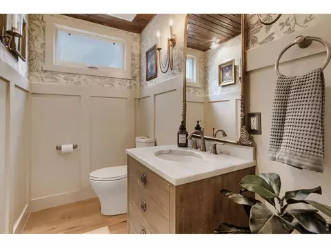 Bath - 153 Poorman Rd, Boulder, CO 80302 photo 1 of 5