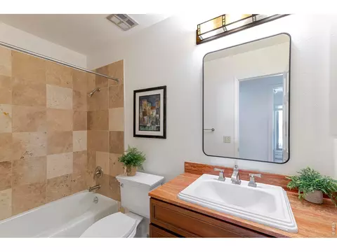 Bath - 3856 14th St, Boulder, CO 80304 photo 3 of 5