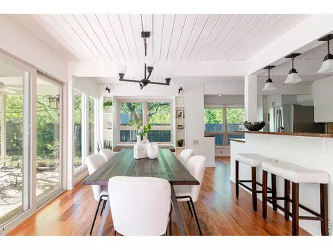 Dining - 3856 14th St, Boulder, CO 80304 photo 3 of 4