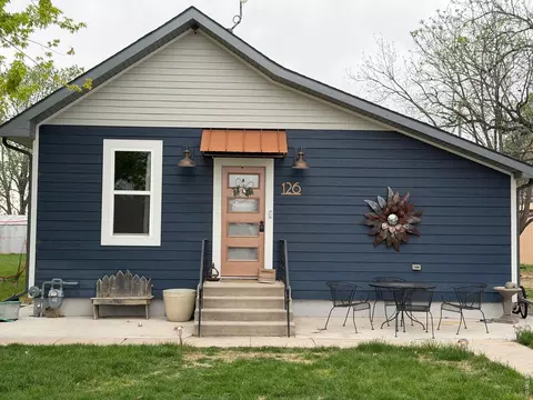 126 Wyoming Ave, Stratton, CO 80836