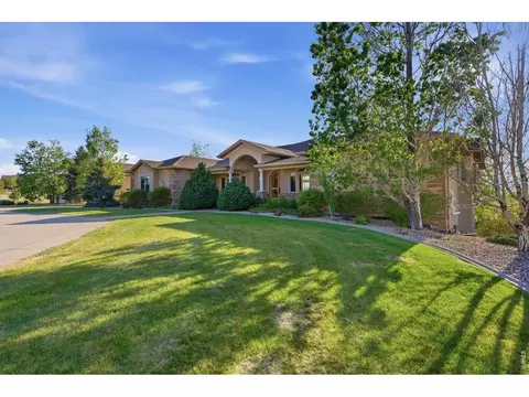 Exterior - 2153 Mountain River Rd, Berthoud, CO 80513 photo 2 of 5
