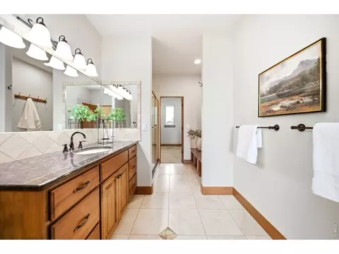 Bath - 2153 Mountain River Rd, Berthoud, CO 80513 photo 3 of 6