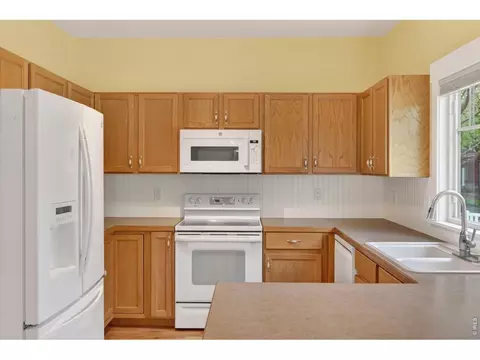 Kitchen - 1150 Monroe Ave, Berthoud, CO 80513 photo 5 of 5