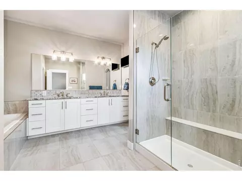 Bath - 7161 Silver Ct, Timnath, CO 80547 photo 1 of 5