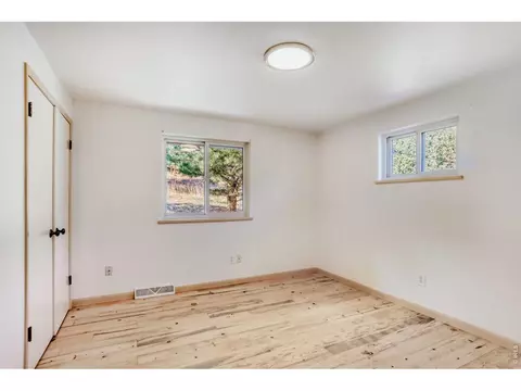 Bedroom - 194 N Cedar Brook Rd, Boulder, CO 80304 photo 3 of 4