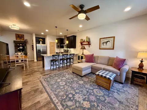 694 Stonebridge Dr, Longmont, CO 80503