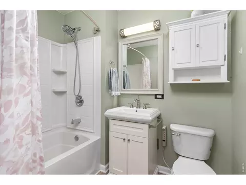 Bath - 3348 E 118th Way, Thornton, CO 80233 photo 3 of 3