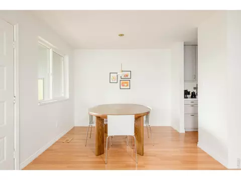Dining - 1129 Monroe Dr #D, Boulder, CO 80303 photo 2 of 2