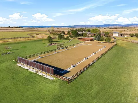 15383 E County Line Rd, Berthoud, CO 80513 photo 3