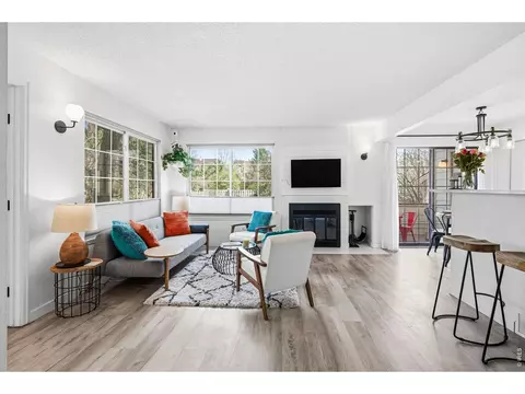 4827 White Rock Cir #E, Boulder, CO 80301