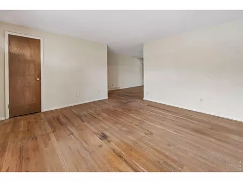 Living - 4700 Shawnee Pl, Boulder, CO 80303 photo 5 of 7