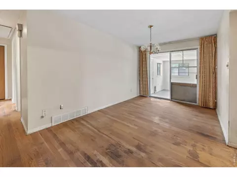 Living - 4700 Shawnee Pl, Boulder, CO 80303 photo 2 of 7