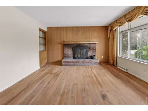 Living - 4700 Shawnee Pl, Boulder, CO 80303 photo 4 of 7