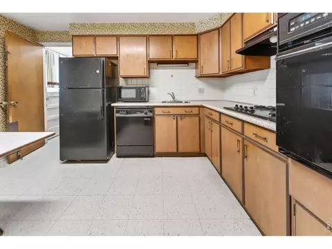 Kitchen - 4700 Shawnee Pl, Boulder, CO 80303 photo 1 of 4