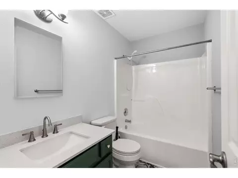 Bath - 401 Hemlock Dr, Windsor, CO 80550 photo 4 of 5